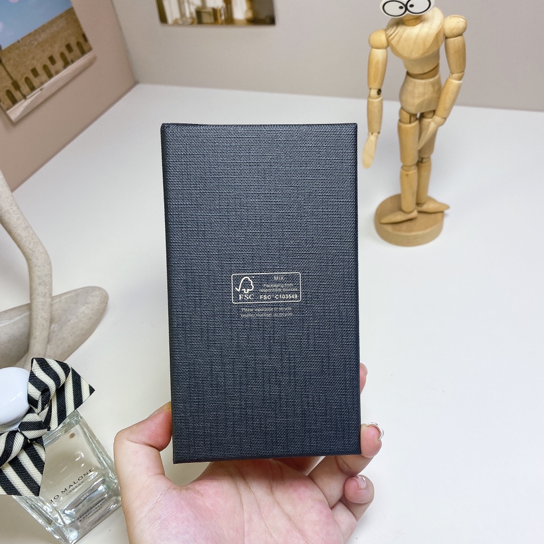 Jo Malone perfume